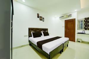 Collection O Passport Office Indore Formerly Rudraksh Inn