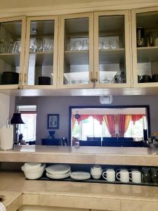 Casa Meyers BF Homes International House for rent with pool and Jacuzzi