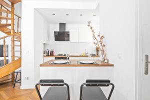 Place de la Concorde Luxurious Apartment 2BR-6P Free Netflix