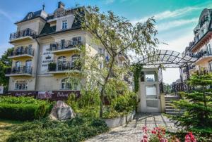 Apartament z sypialnią przy Promenadzie 3 balkony w widokiem na Morze SeaView Promenade Apartment mit Meerblick und 3 Balkonen Apartamenty na Wyspie