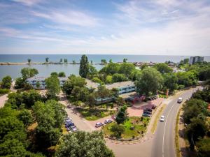 COMPLEX MAJESTIC JUPITERinclusive