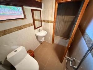 Bau Trang U&ME Glamping Resort