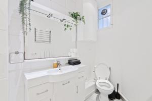 Near Eiffel Tower Luxurious 1 Bedroom Apartment with Free Netflix