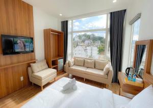 Thanh Thanh Station View