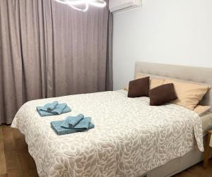 Cozy Central 1 Bedroom Apartment Near Mall Sofia and metro