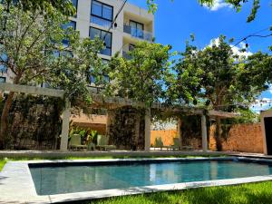 Cerca del Foro GNP, El Faro, Anáhuac y Marista