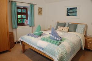 Daisy Cottage near Broadsands beach