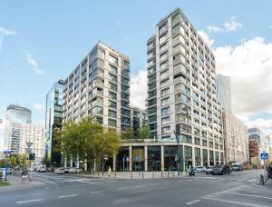 Urban Chic - Luxury Stay at Mennica Residence Warsaw