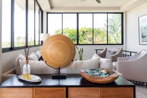 Carved Door Villa Canggu