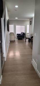 Secord Exec 3 beds 2 and half bath Near WEM with Air Conditioning - Ubytování bez kategorie ve městě Edmonton