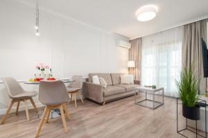 Golden Heart Residence - Mennica Residence - Warsaw Center