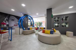 La Villa - Sure Hotel Collection by Best Western