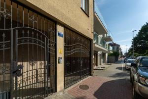 Rakowicka Superior Studio by BookingHost