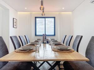 Breeze House 1 by Atlantic Holiday