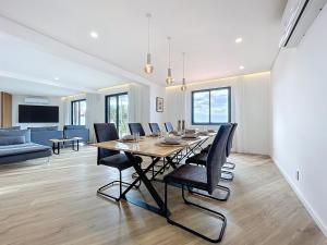 Breeze House 1 by Atlantic Holiday