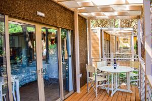 Le Esperidi Camping Ecoresort