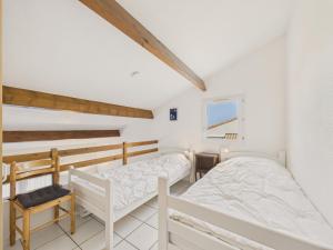 Piscine commune, terrasse, maison pour 5