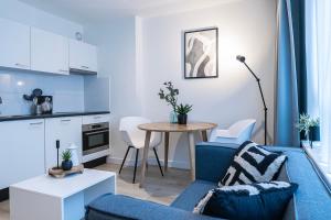 New Kitchen, Vibrant Home Close To Supermarket