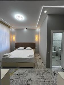 Hotel Zafarbek Plaza - Ubytování bez kategorie ve městě Chiva