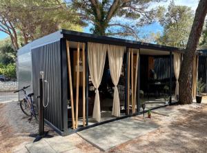 TJ Escape - Mobile Home With Hot Tub And Terrace