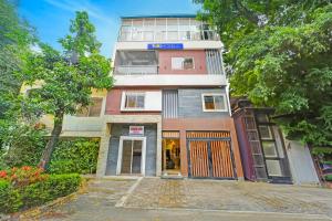 FabHotel Grand Stay Ambedkar Nagar - 3hvězdičkové hotely ve městě Indaur