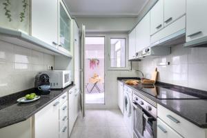 POLITTE amplio apartamento & garaje - el Casco Viejo a tus pies