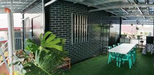 Unit 6 - 6Pax Container house