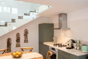 Villa Sofia, Eleganza a 2 Minuti dal Mare e dal Centro