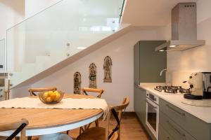 Villa Sofia, Eleganza a 2 Minuti dal Mare e dal Centro