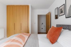 Luxury Apartment - 5 Mins to Canary Wharf & Excel