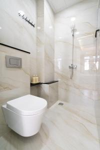 Ekomo Home 95 - Metro Ben Thanh