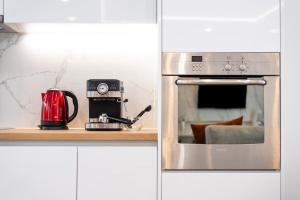 Elenis Cozy Apartments Near Athens Airport By SEM