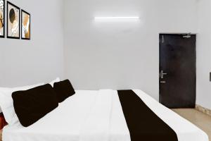 Super Hotel O Insaf Nagar Munshipuliya formerly Vibrant