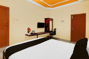 Super Hotel O Nemeli Road Sriram Nagar
