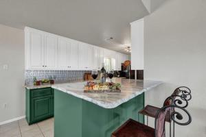 Casa Blanca: Hot-tub, Fire Pit, Hill Country Views