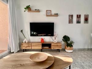 NT Sunny Benalbeach Escape Pools and Beach