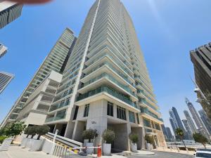 SUNRISE HOMES - Stylish 1-BR with Incredible Views - Creekside