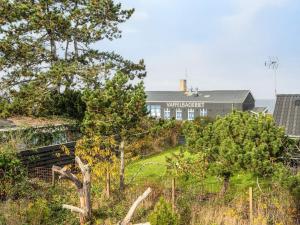 8 person holiday home in Glesborg-By Traum