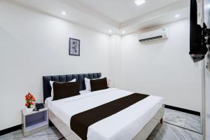 Collection O Kiran Path Formerly The Tulip Prime Stays