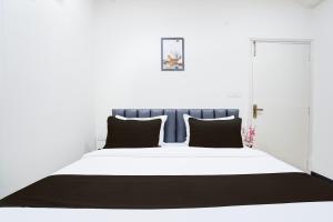 Collection O Kiran Path Formerly The Tulip Prime Stays