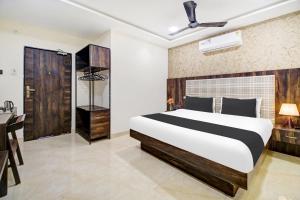 Hotel O Vijayawada Near Railway Station