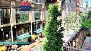 Little New York West Side Apartments