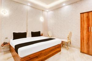 Super Townhouse Faridabad Railway Station Formerly Hotel Royals Paradaise