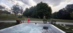 Champagne et Jacuzzi