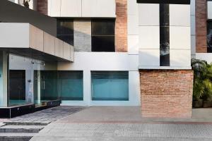 Townhouse Oak Kodambakkam Formerly Cine City