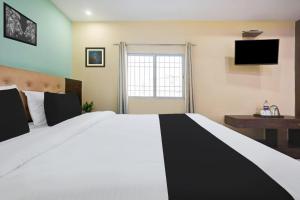 Super Collection O Danapur Near Railway Station