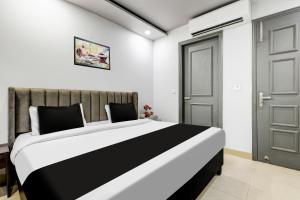 Collection O Shalimar Bagh