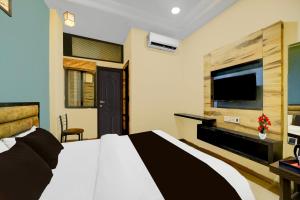 Super Collection O ISKCON Radha Govind Formerly Hotel Shivom