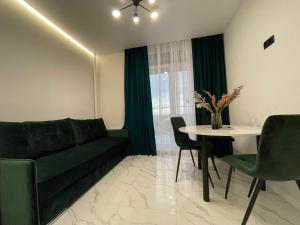 Апартаменти Pasichna Strit Масив Пасічний, Зелена