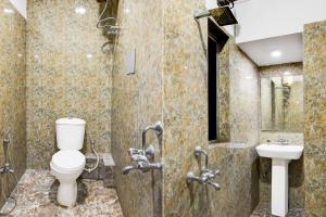 Super Collection O Circus Avenue Road Formerly Hotel Rockstar